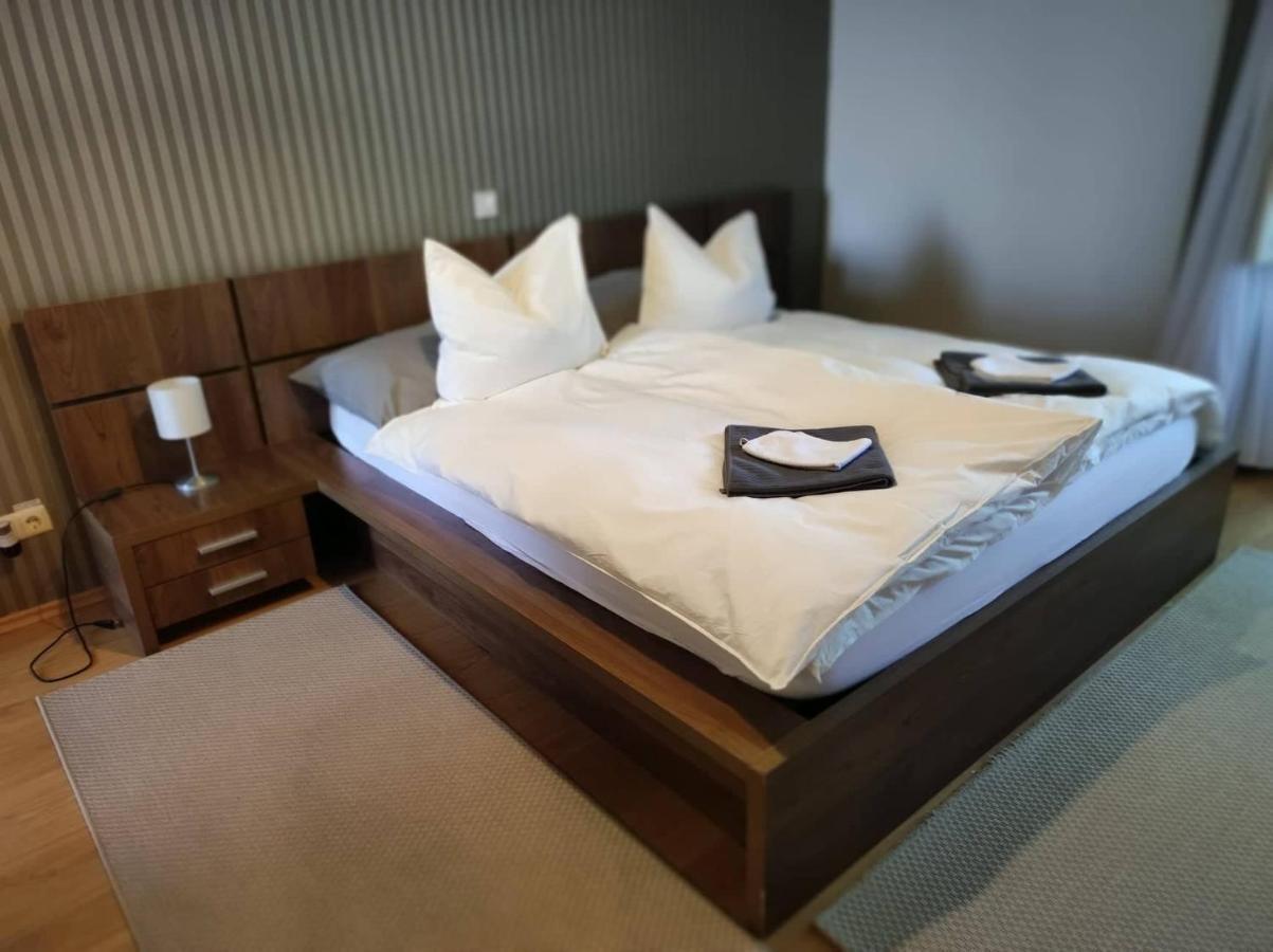 Deak Panzio Bed & Breakfast Nagykoros Екстериор снимка