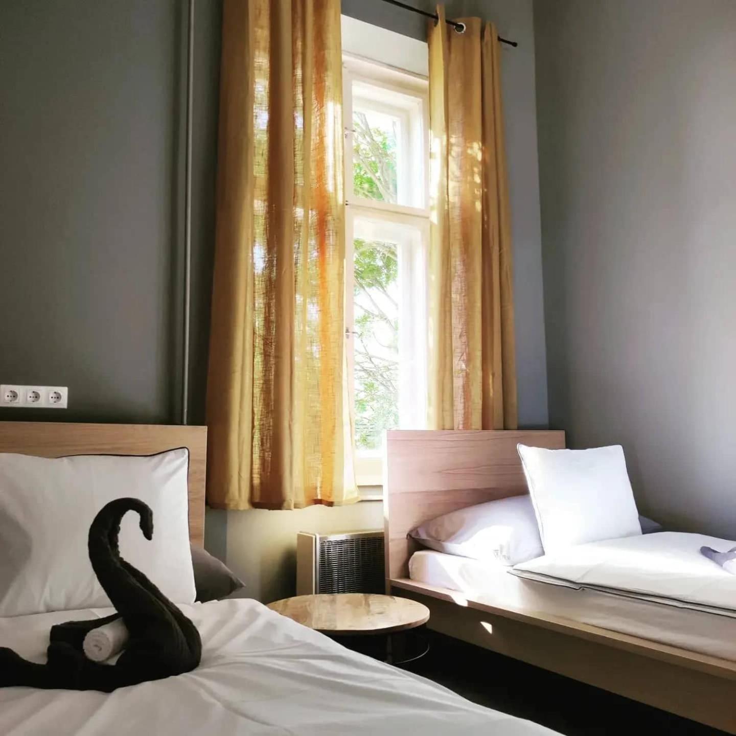 Deak Panzio Bed & Breakfast Nagykoros Екстериор снимка